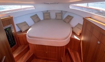 nautica-esposito-open-32-cabina