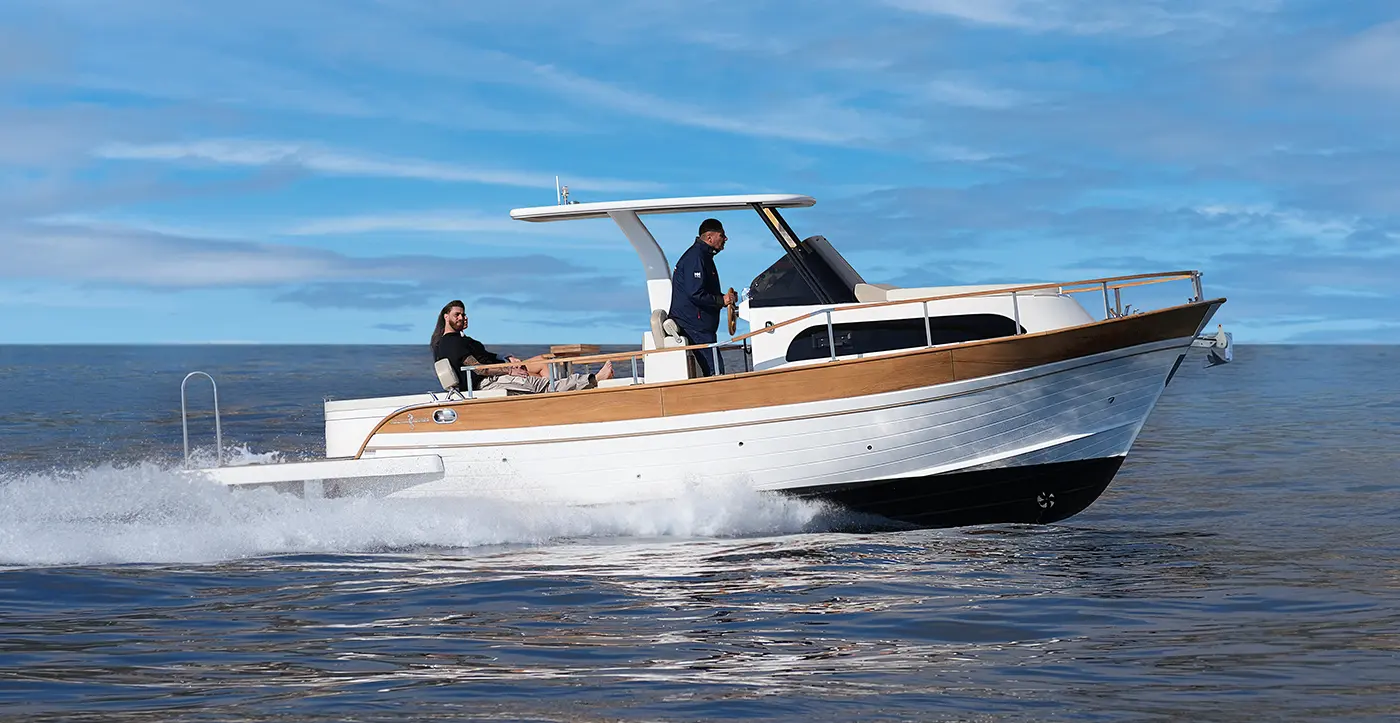 nautica-esposito-gozzo-28-sole-copertina nautica-esposito-gozzo-28-sole-copertina